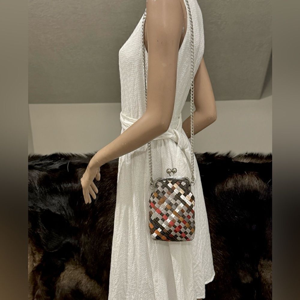 Colorful Woven Leather Handmade Kisslock Clutch/Phone Pouch/ Crossbody - Picture 7 of 16